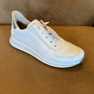 Ara - Ovation (12-24836-13) White/Silver - Multiple Sizes (NEW W/ BOX)